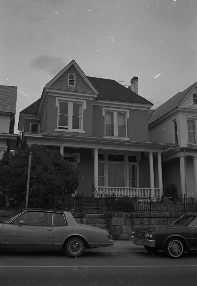825 West Park